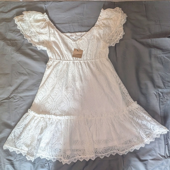 Brand New White Lace Dress - Picture 1 of 4